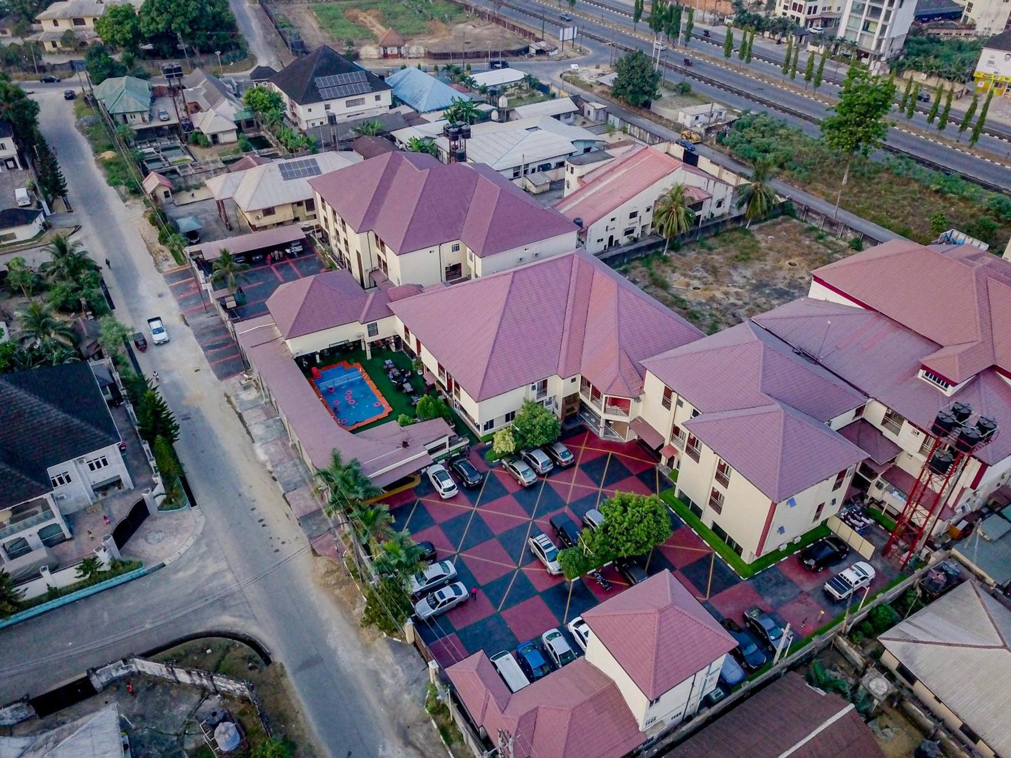 Villa Hilton Hotels Uyo Exterior foto