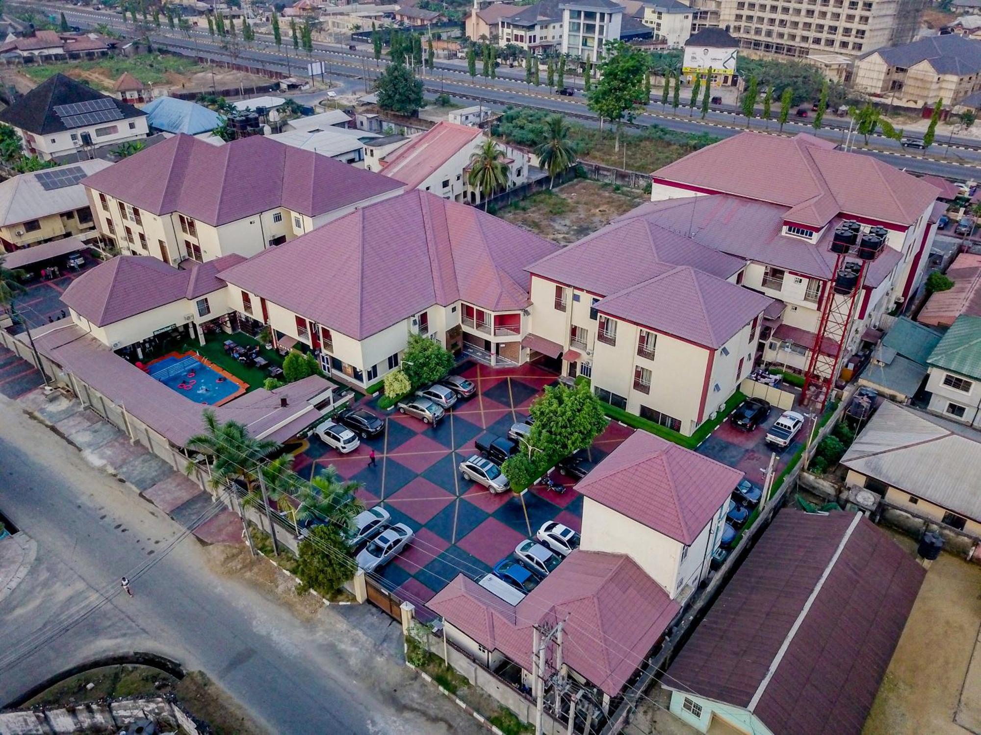 Villa Hilton Hotels Uyo Exterior foto
